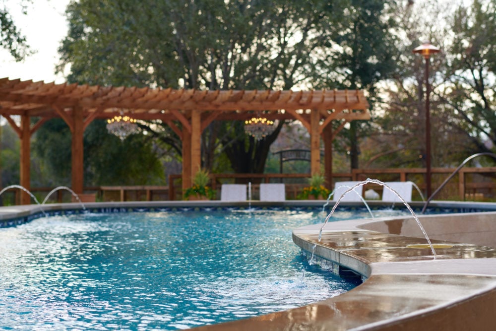 hotel drover pool